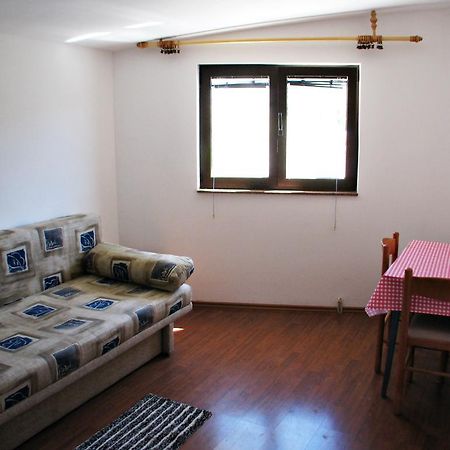Apartments Miljak オミシュ エクステリア 写真