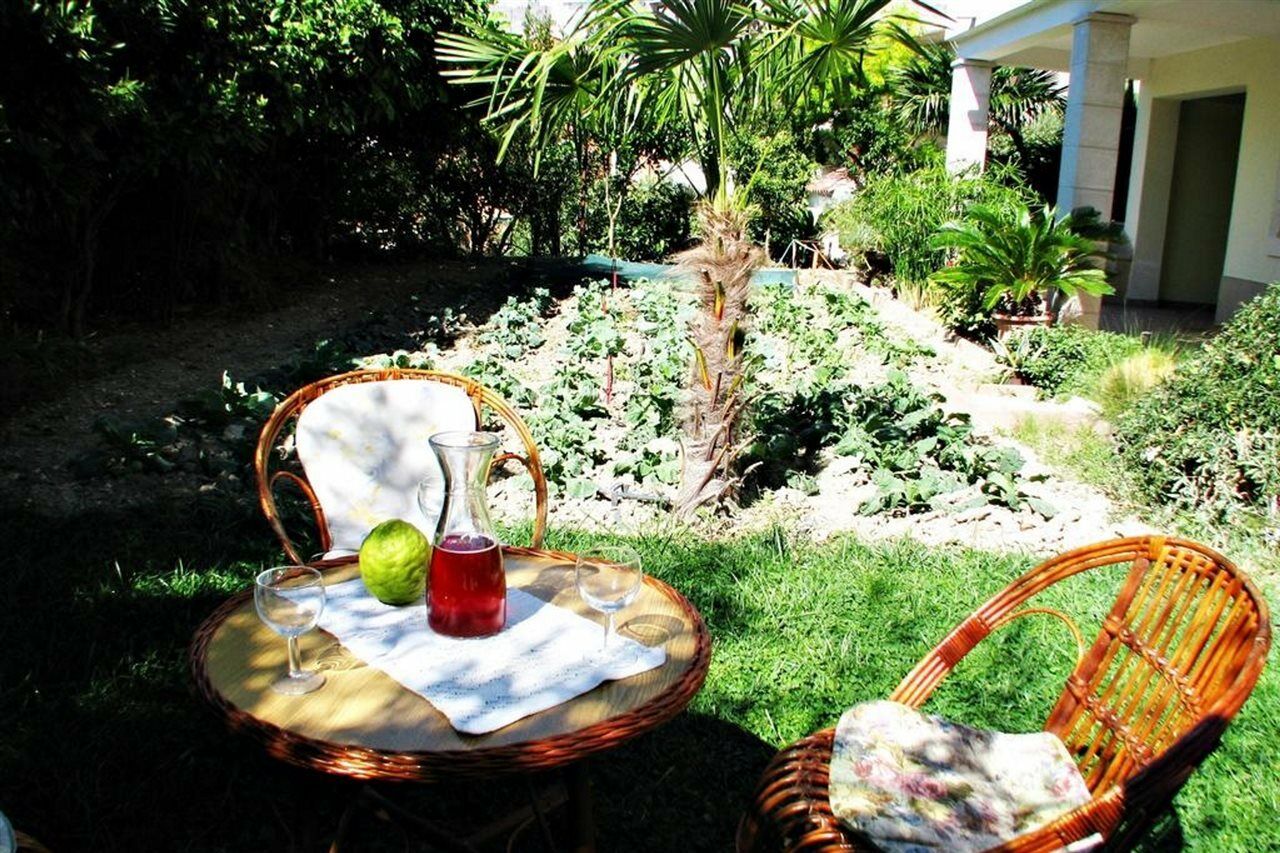Apartments Miljak オミシュ エクステリア 写真